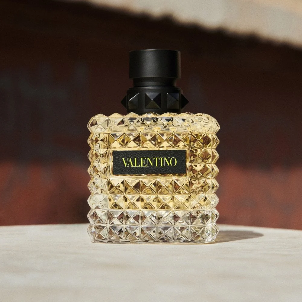 Valentino Born In Roma Donna Yellow Dream Eau De Parfum 100ml - Image 6