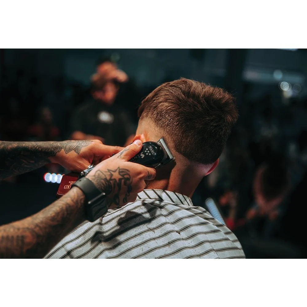 Wahl Professional Cordless Senior Clipper + Cordless Detailer Li Trimmer Duo - Image 11